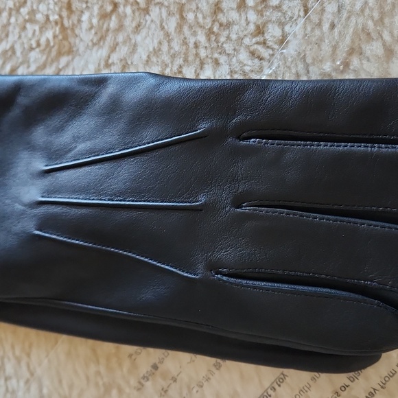 NWT Coach Black Sheep Leather Tech Gloves Men's Size L. 🖤🧤🎁 - Picture 14 of 16